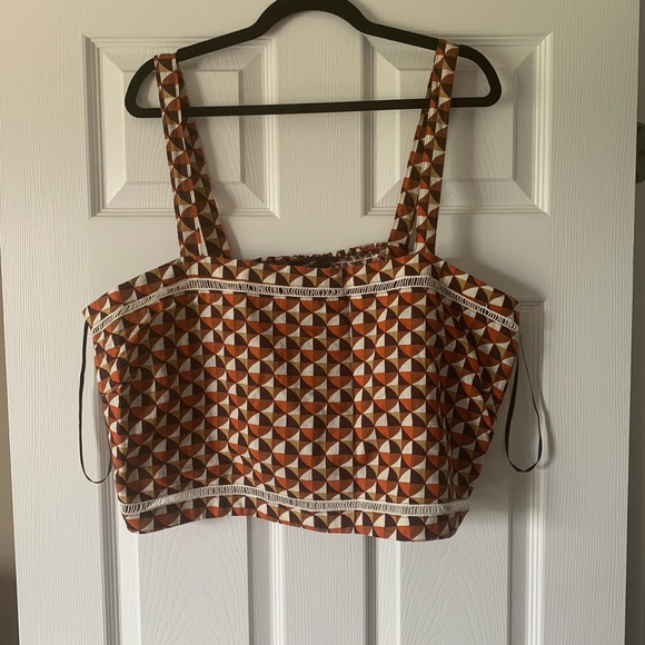 Forever 21 Tops - NWT Forever 21 Brown and Orange Geometric Tank Top